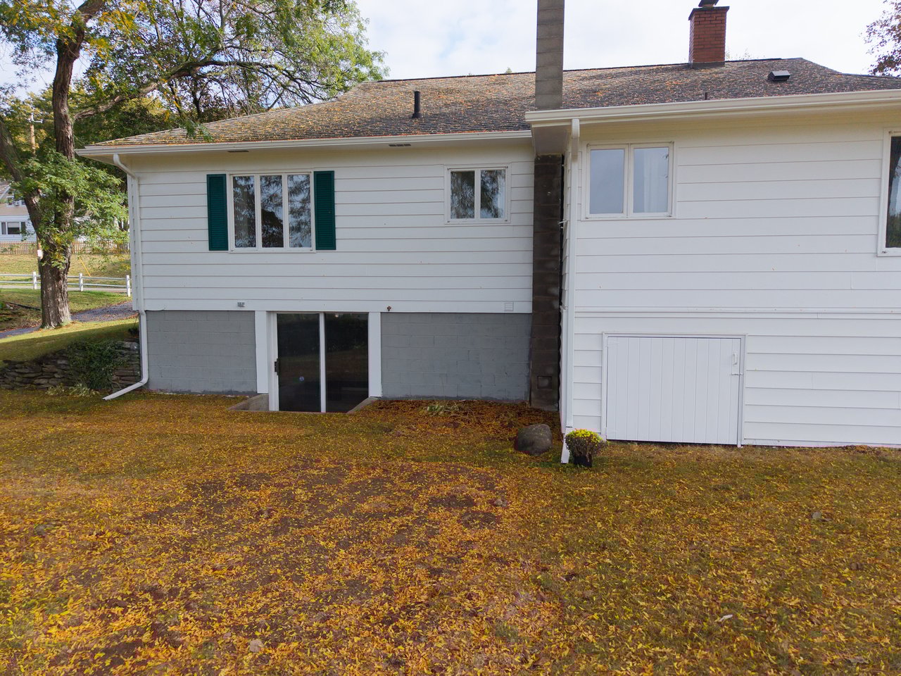 9692 Highland Ave, Dansville