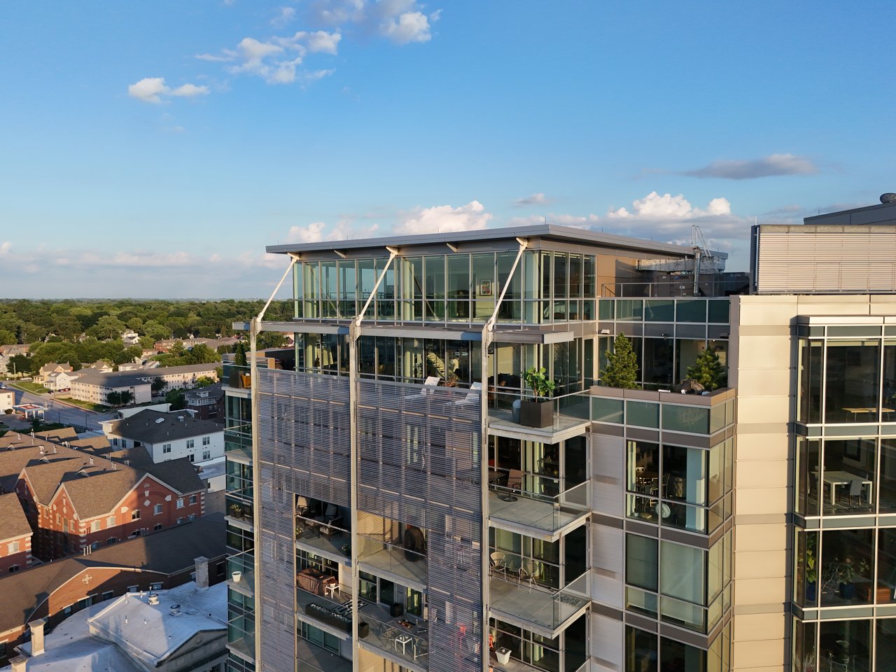 221 E College St Unit: Nos. 1301 +1302