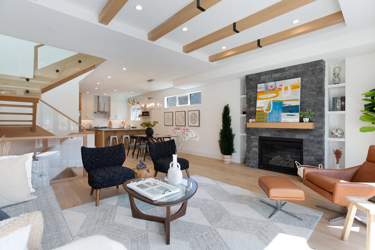 2(SE) - 833 6th Street