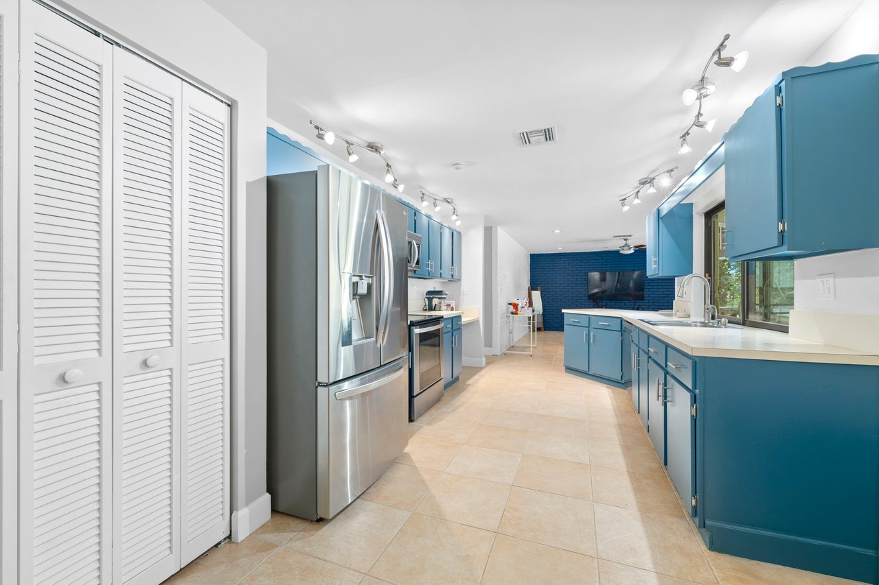 10264 Crosswind Road, Boca Raton, FL 33498