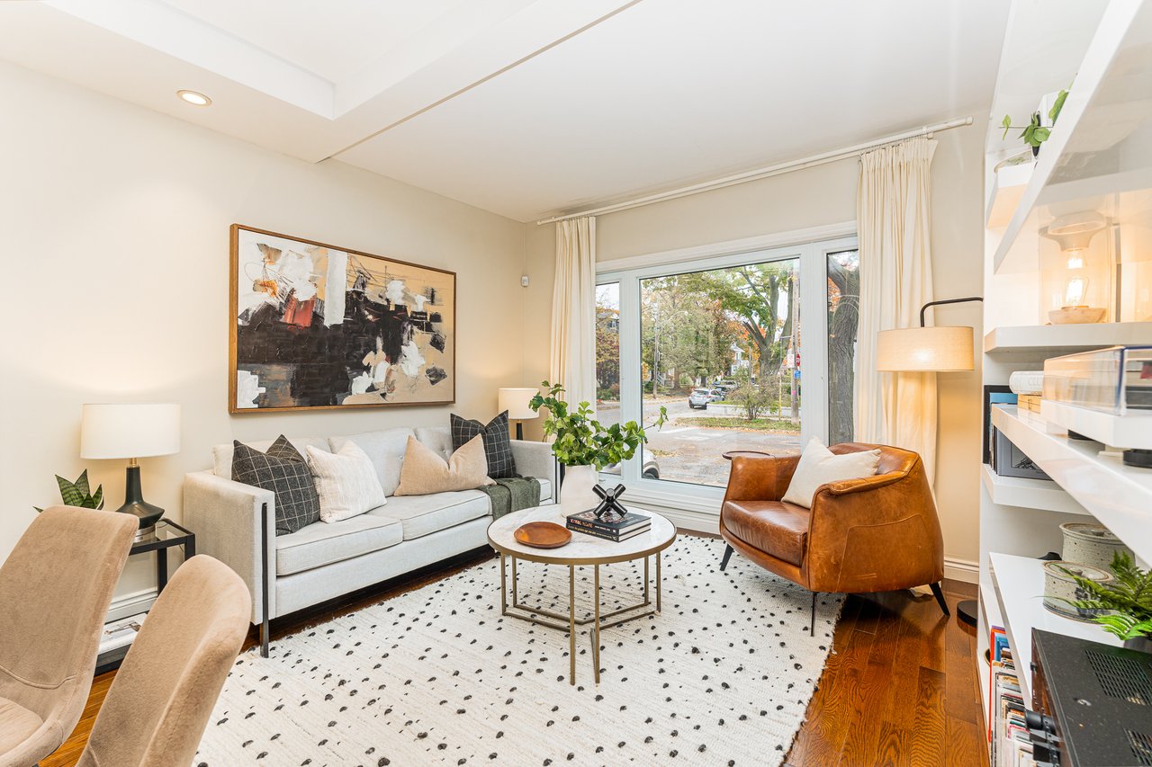 48 Lockwood Rd