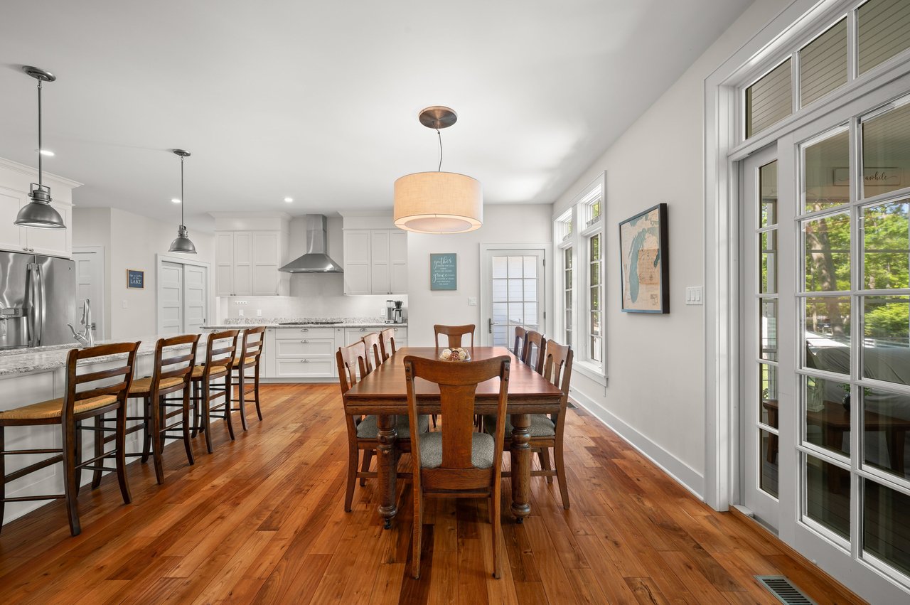 47118 Oak Avenue, Grand Beach, MI 49117