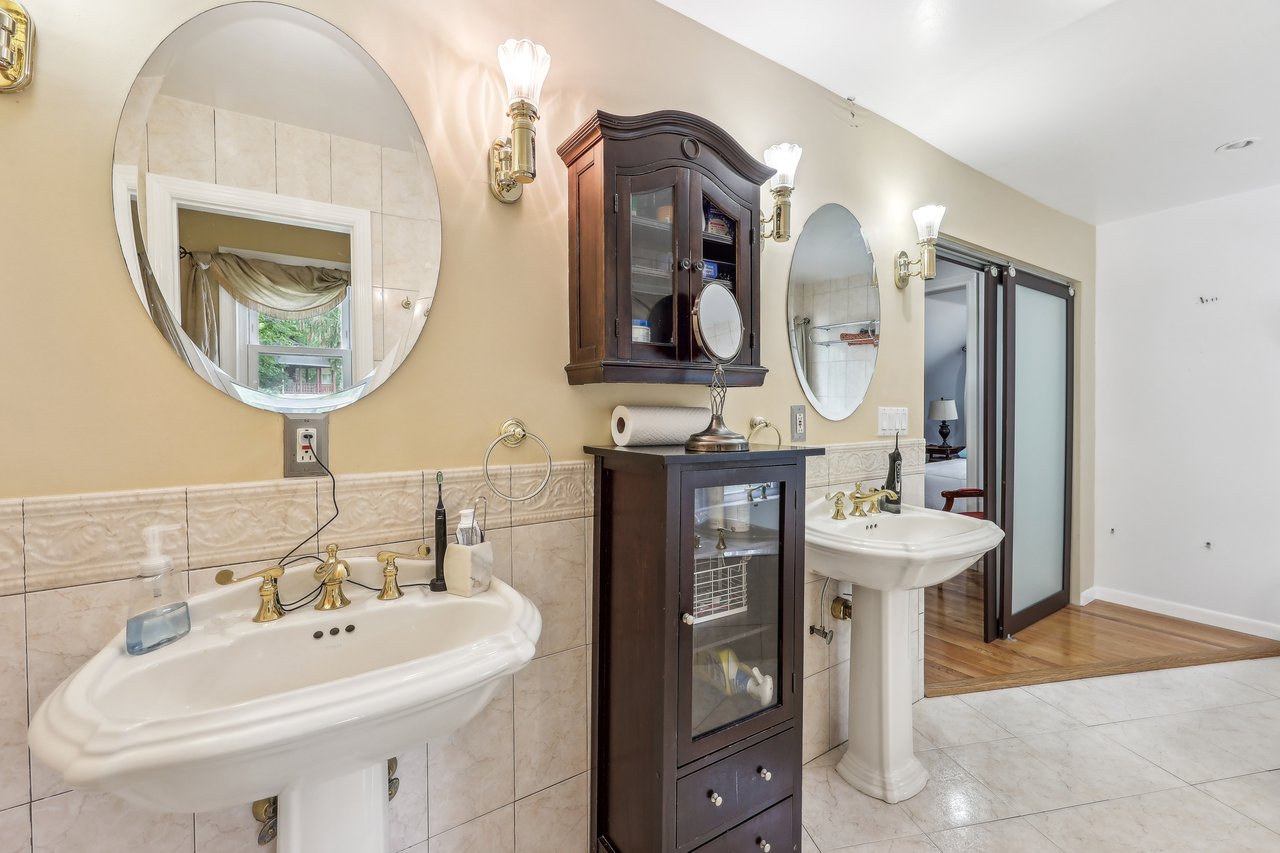 63 Bonnie Meadow Rd.