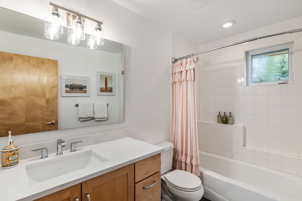 11 Russell Trail