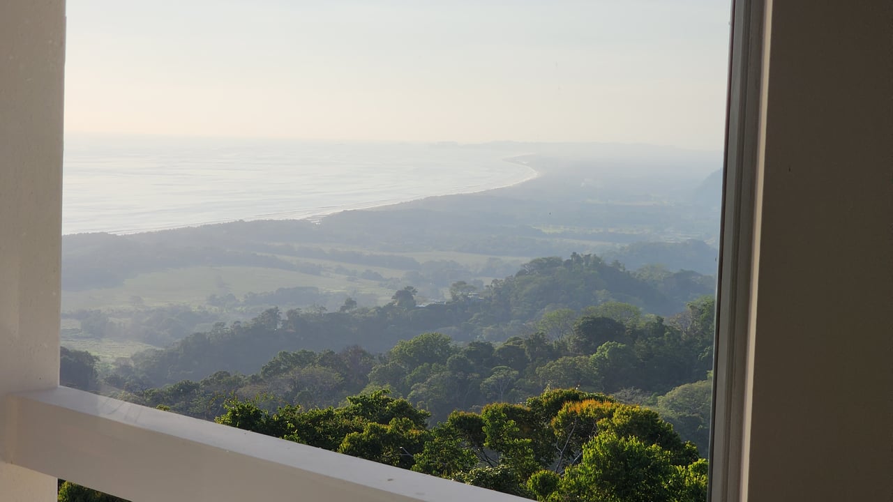 16 ACRES – 6 Bedroom Grand Estate With Guest House, 15 Minutes to Dominical, SPECTACULAR OCEAN VIEWS!!!