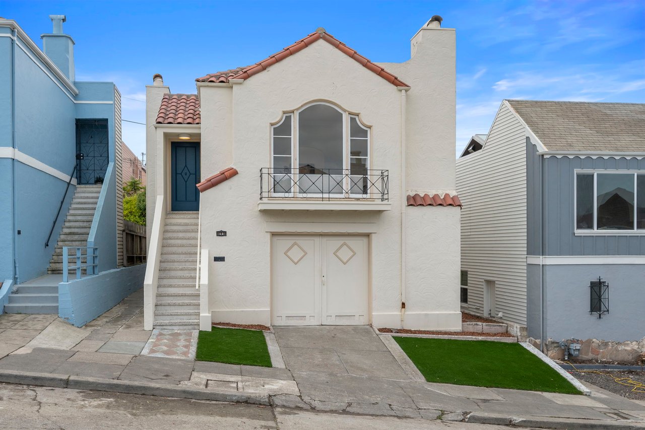 Bellings Brothers Present 50 University St