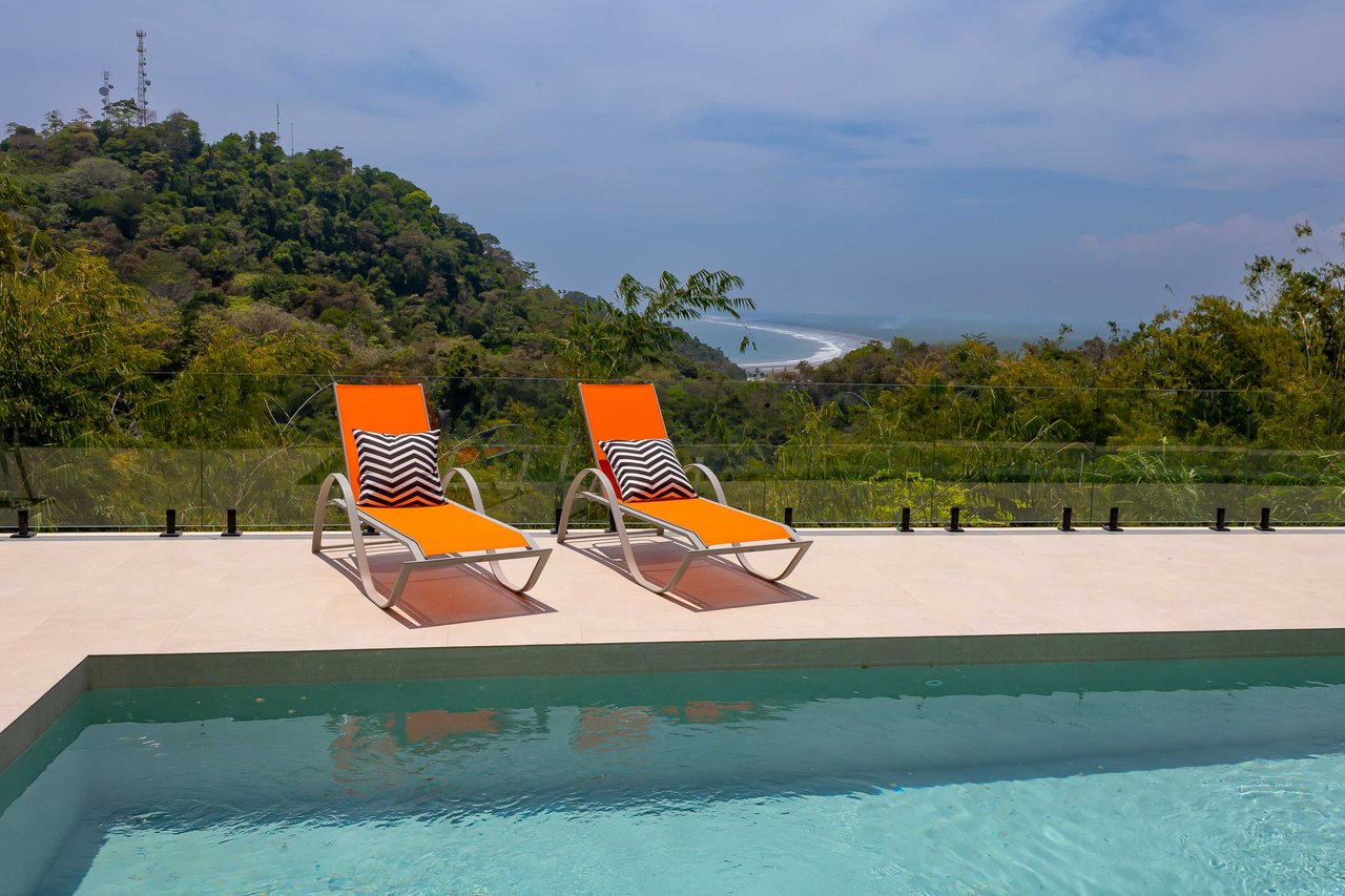 Private Gated Community Modern Luxury Villa Near Marina