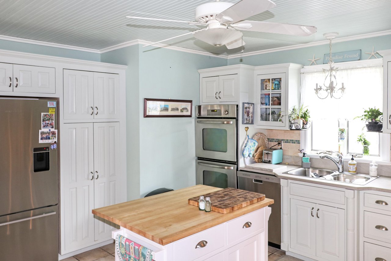 #312 a Classic Bay Header Home Just Three Homes From Ocean