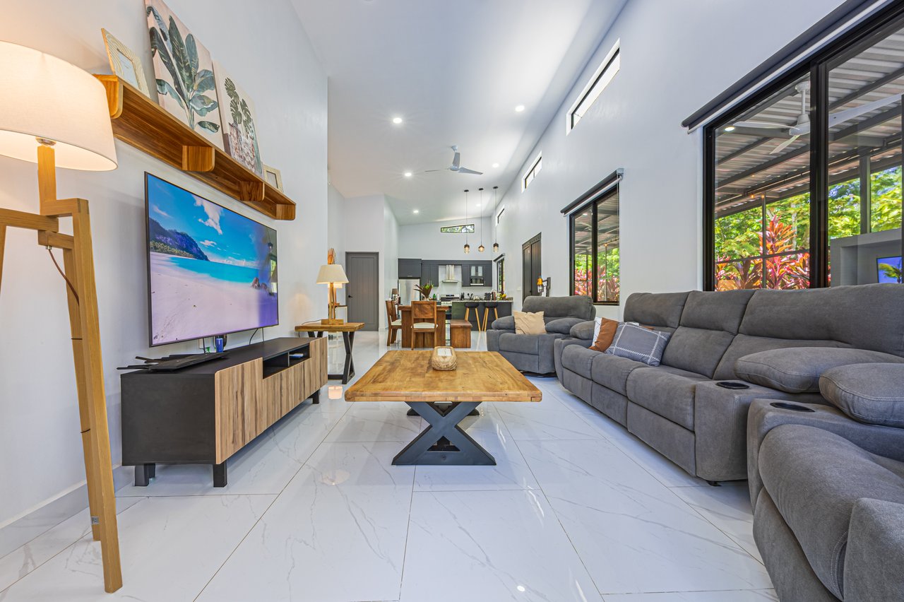 Cinco Ventanas Jungle Life Redefined