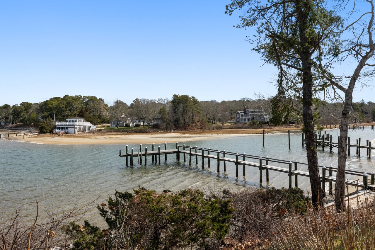 Breathtaking views over West Bay and Eel River