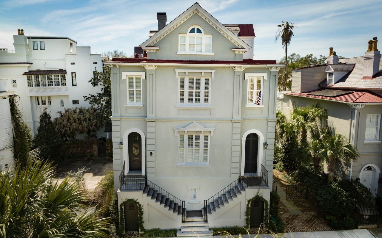 For Sale – Homes with Four Bedrooms