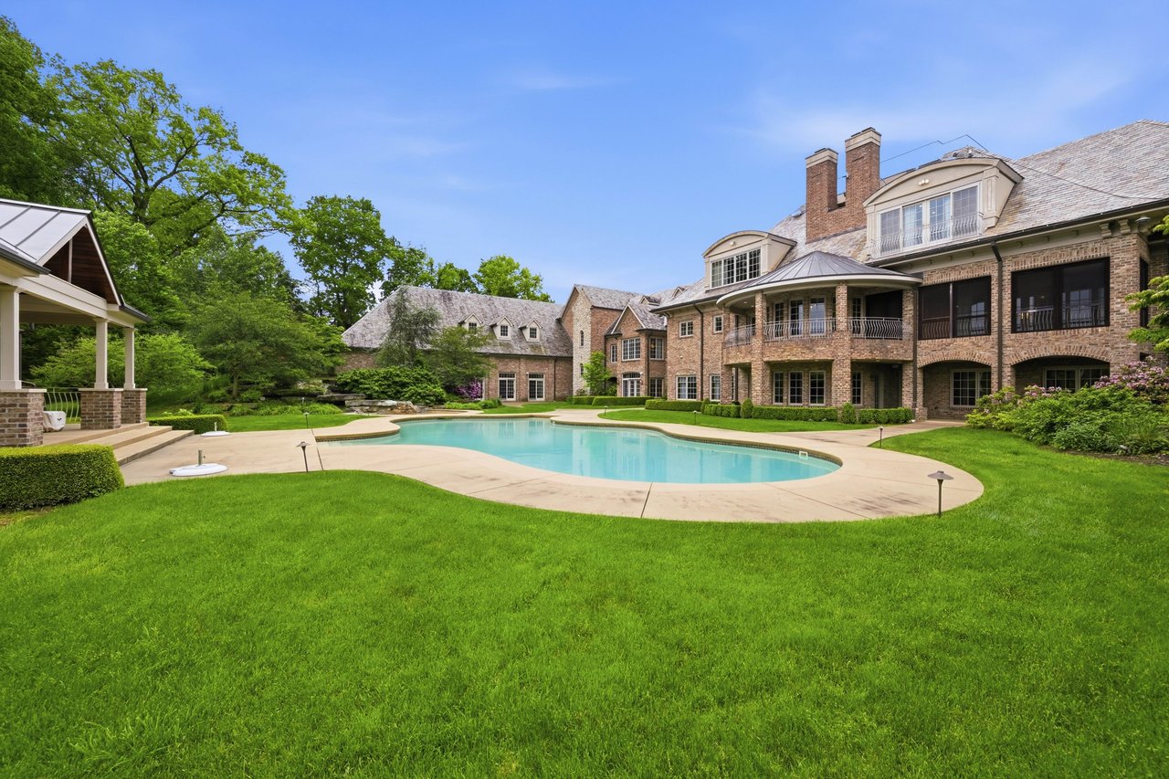 Heated salt water pool