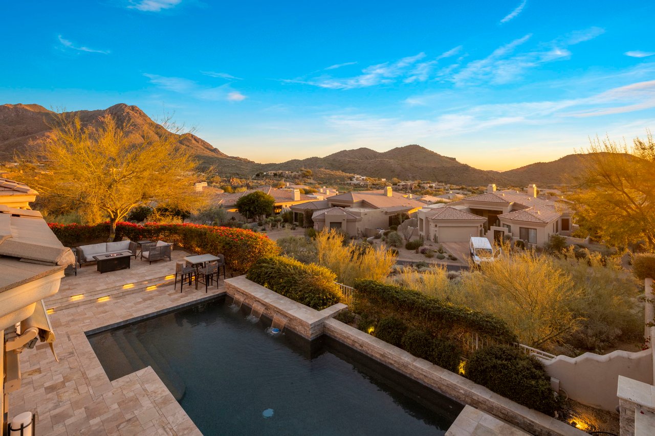 11129 E JUAN TABO Road