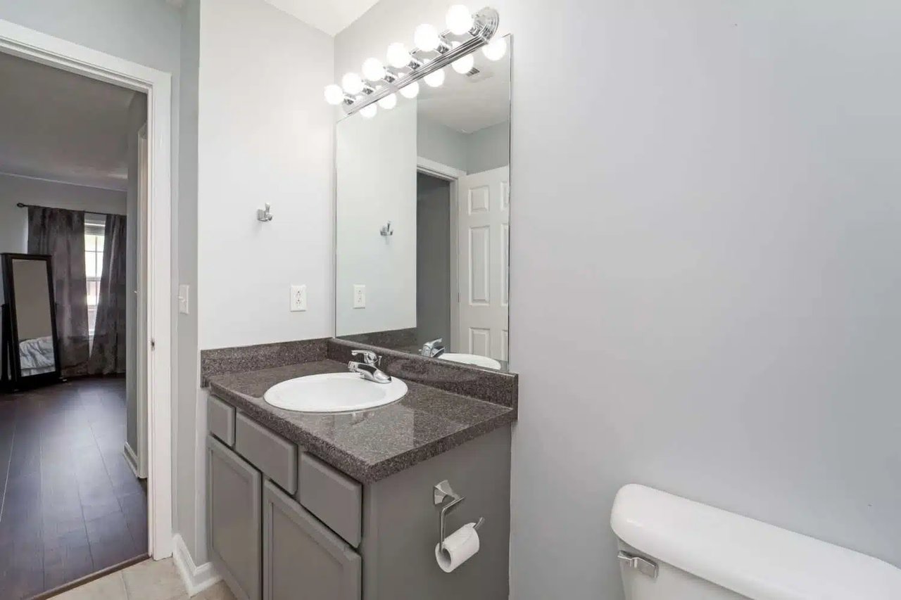 Sold! Gorgeous Renovated Smyrna Townhome
