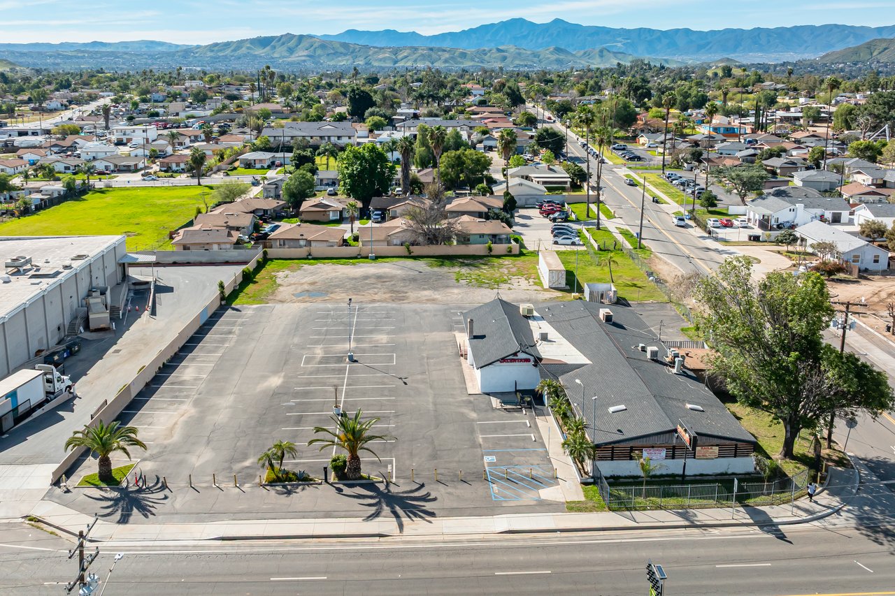 10390 Arlington Ave – Ground Lease Opportunity