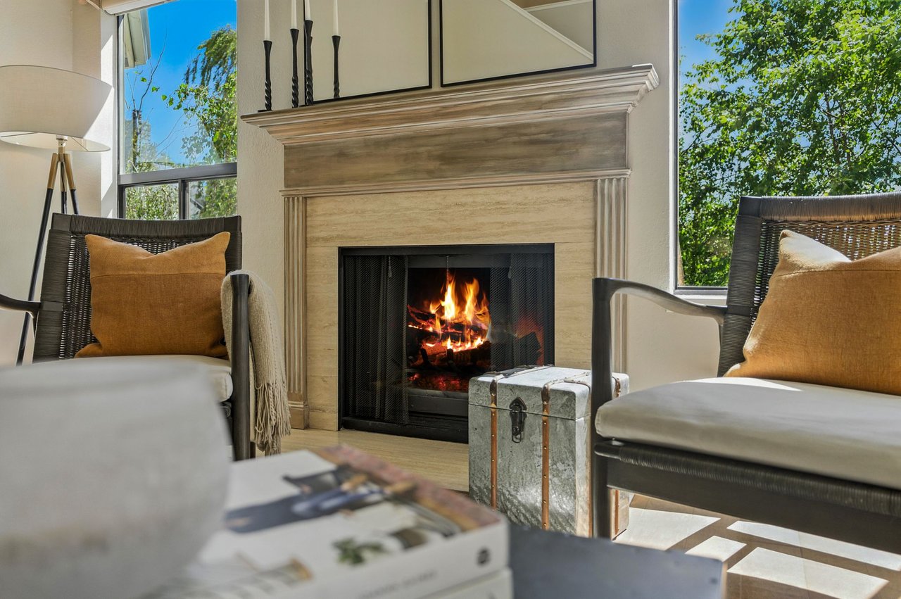 1090 Shoreline Drive