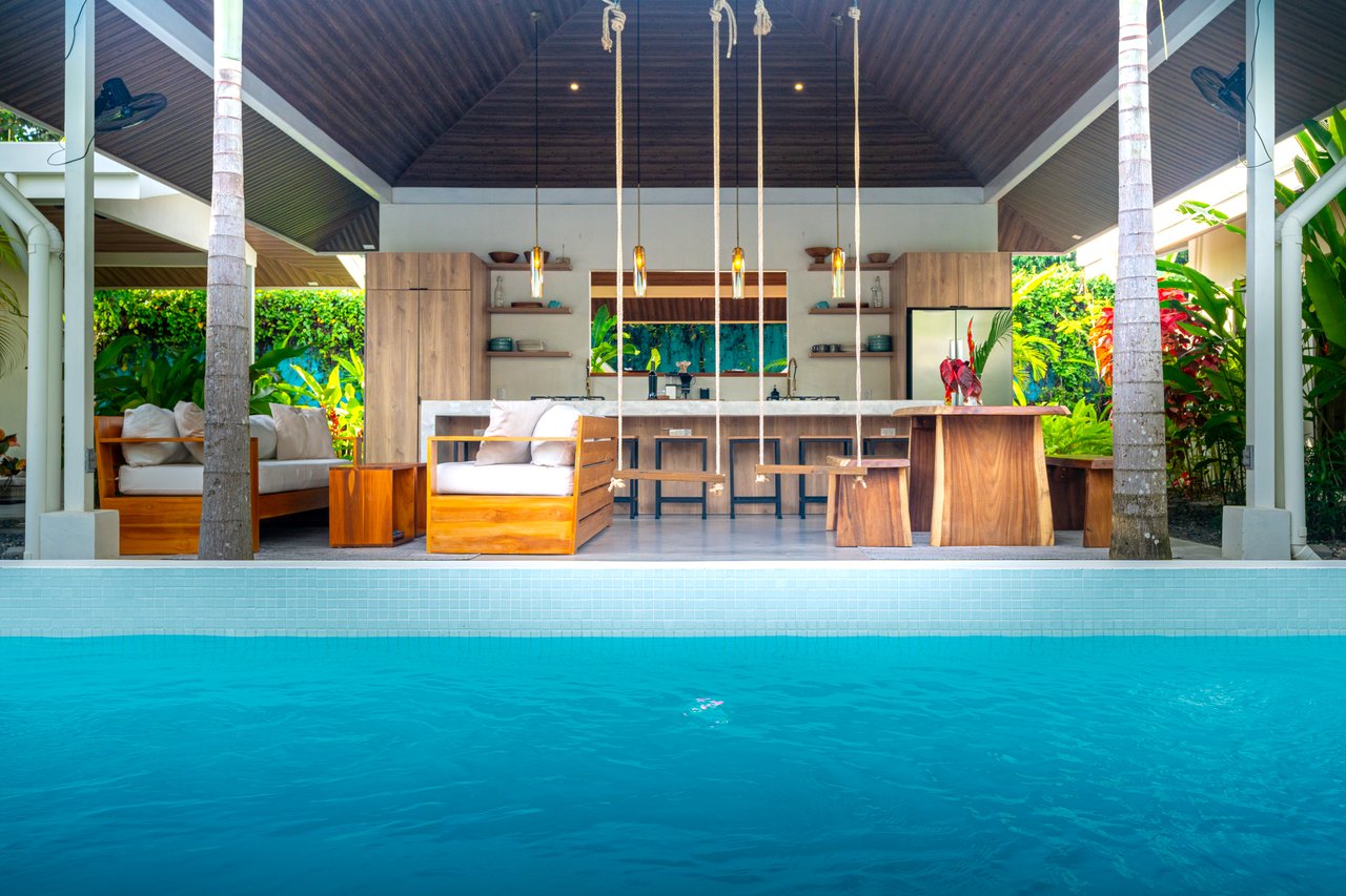 Income Ready Boutique Investment near Whale's Tail Beach