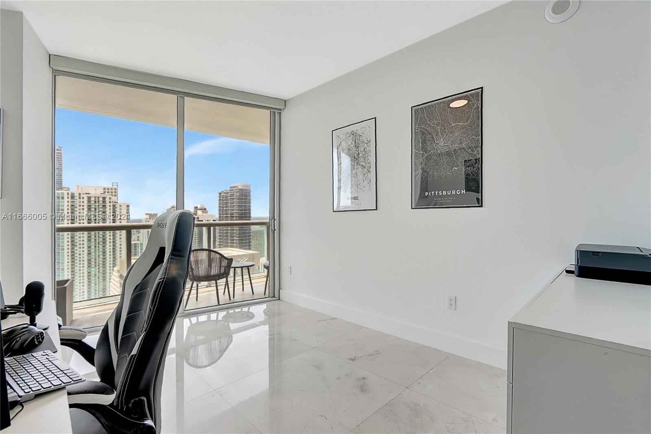 495 Brickell Ave Unit 5011