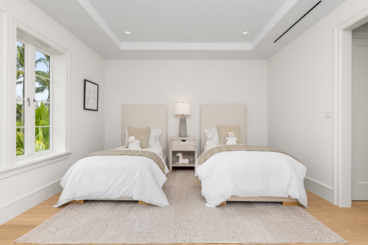 New Construction in Coveted Midtown