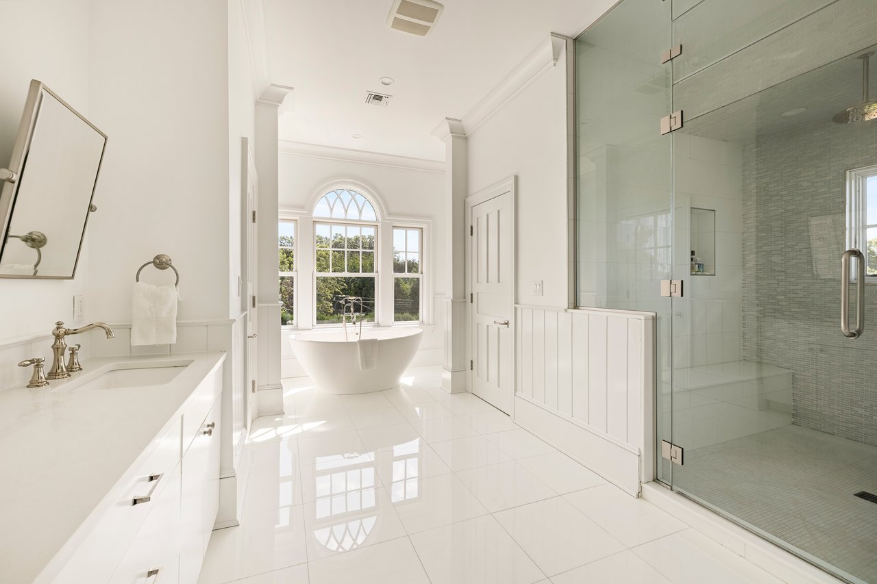 Bridgehampton South Turnkey 
