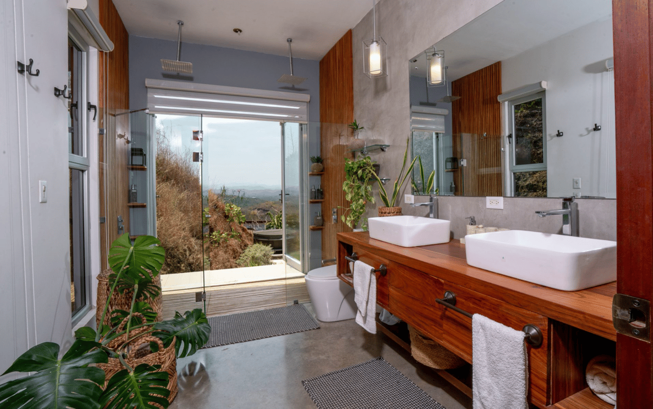 Casa Alta - Las Ventanas - Modern Tropical Oasis