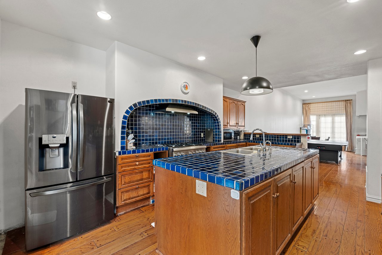 2282 Canyonback Rd, Brentwood