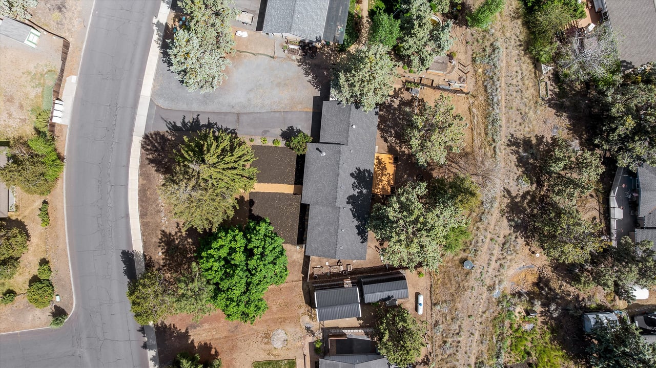 63634 Hunters Circle