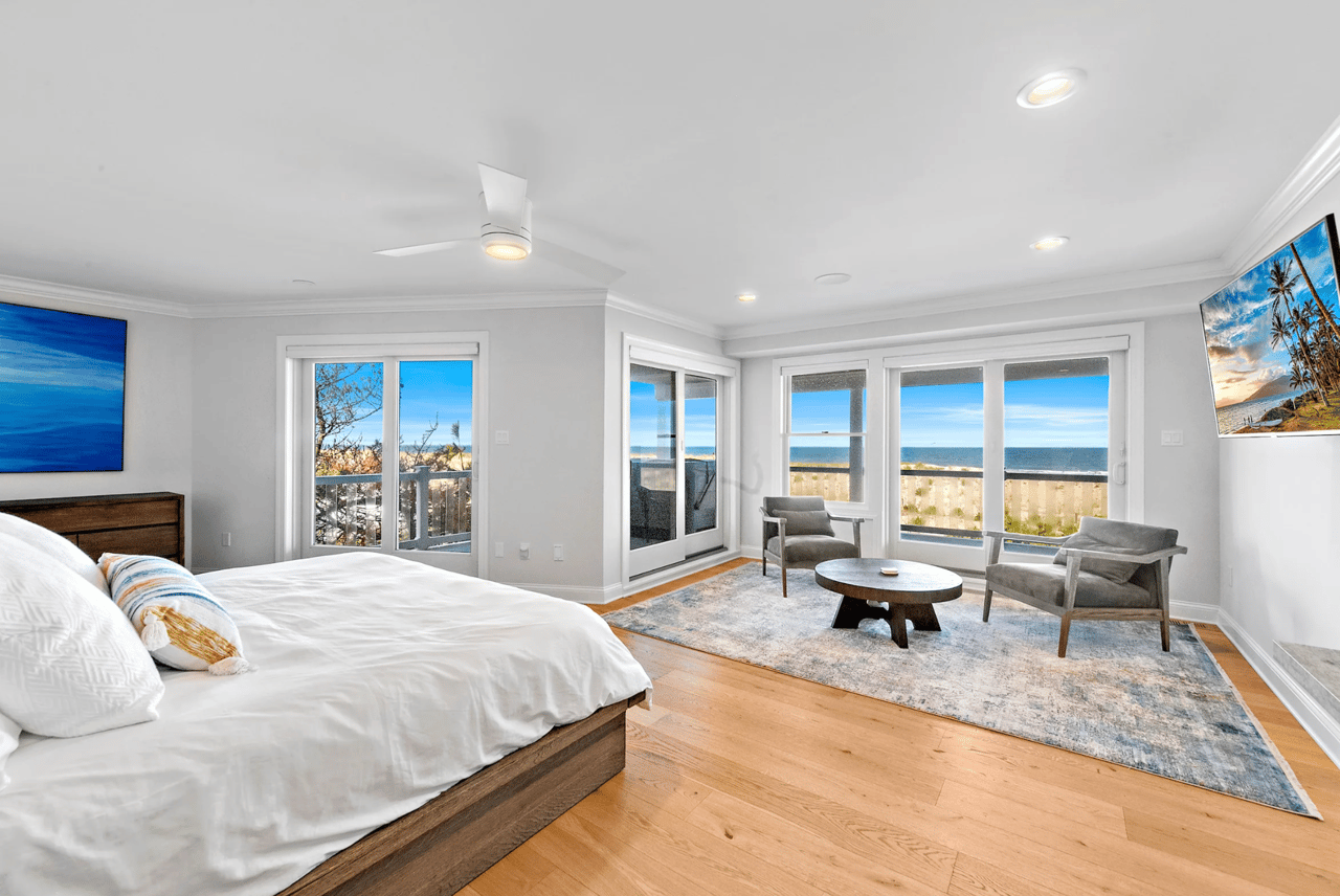 123 E. Colorado Avenue