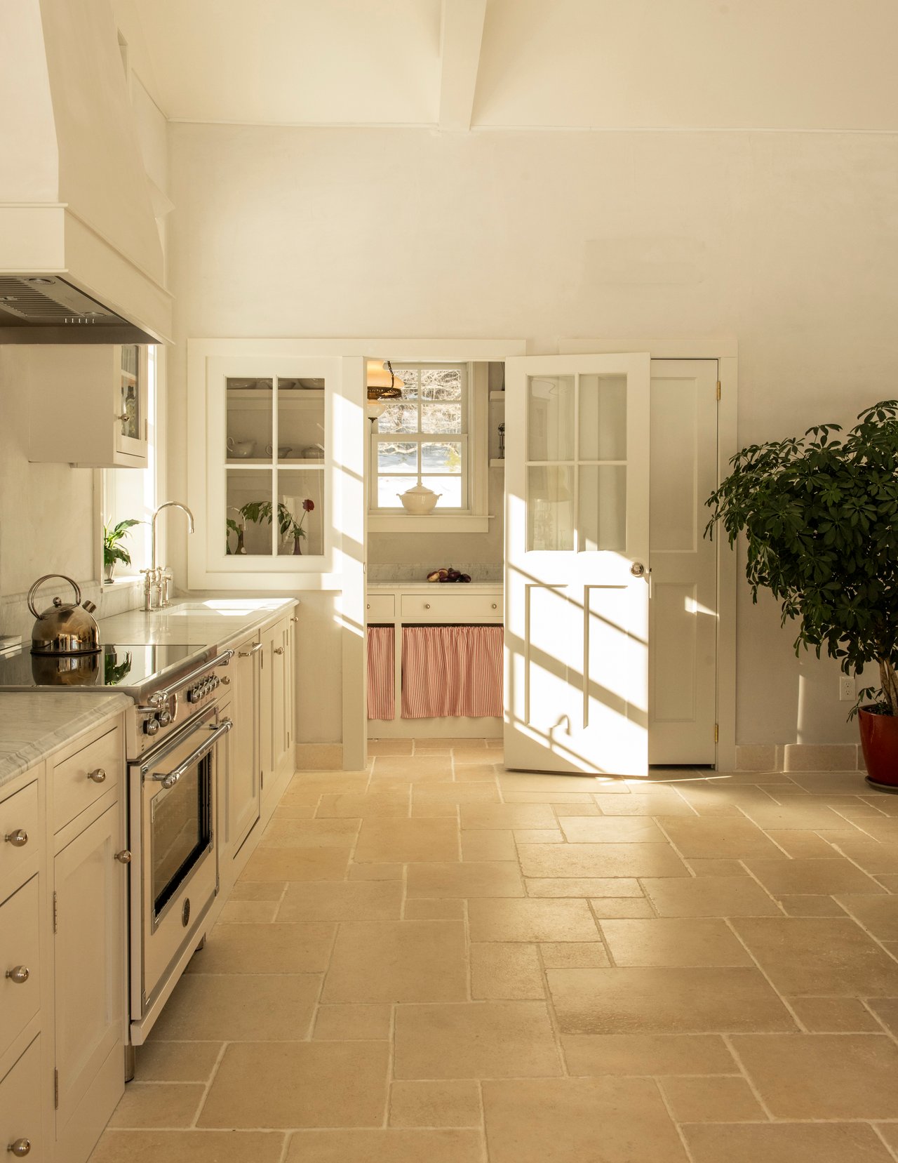 401 Buck Road, Stone Ridge