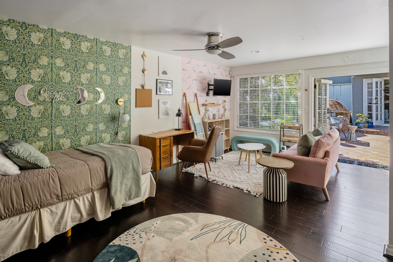 644 N Cherokee Ave, Hancock Park