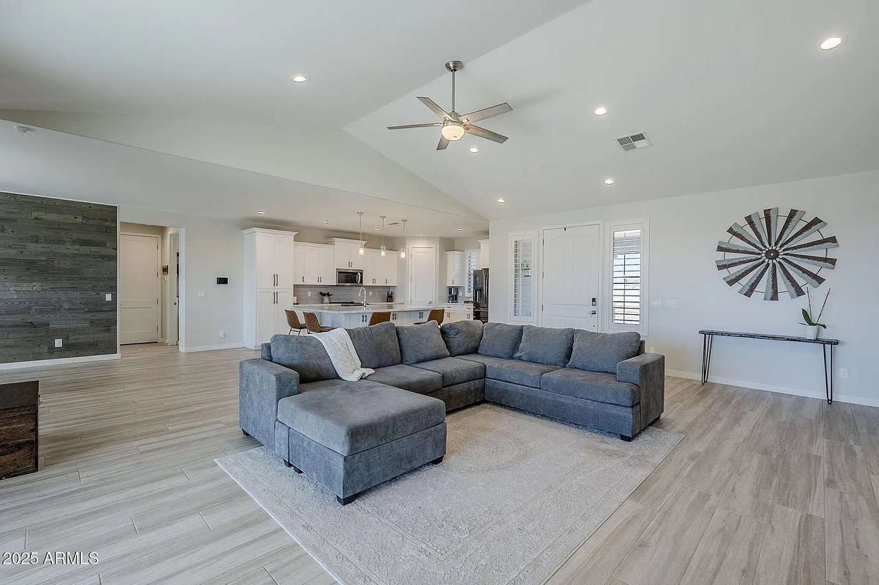 15315 W PEAKVIEW Road