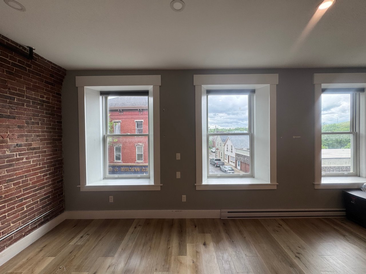423 Main St #3B Rockland 
