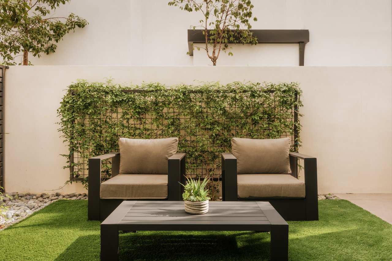 2919 Waverly Dr Unit: 103