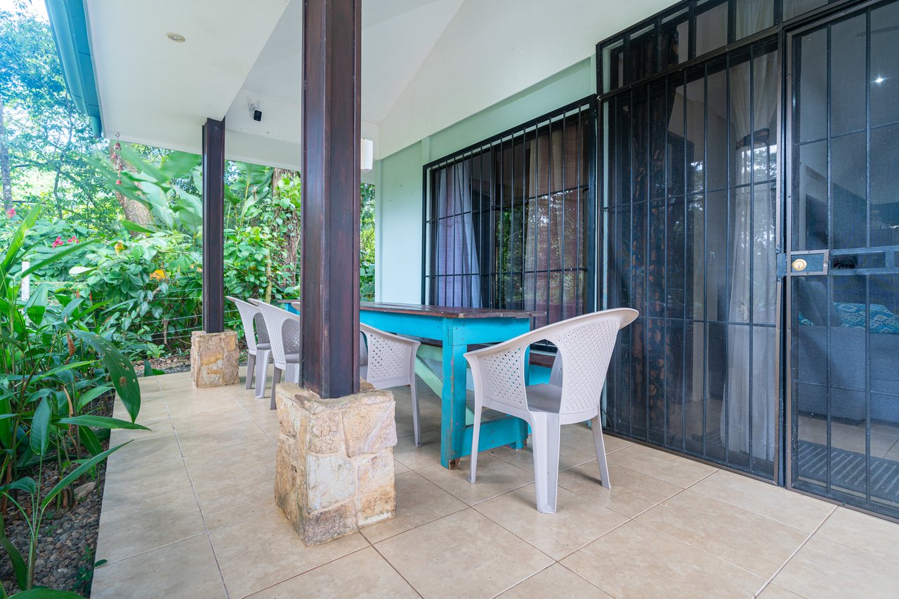 Amazing River Uvita Home, walk to everything,  3 bed 2bath