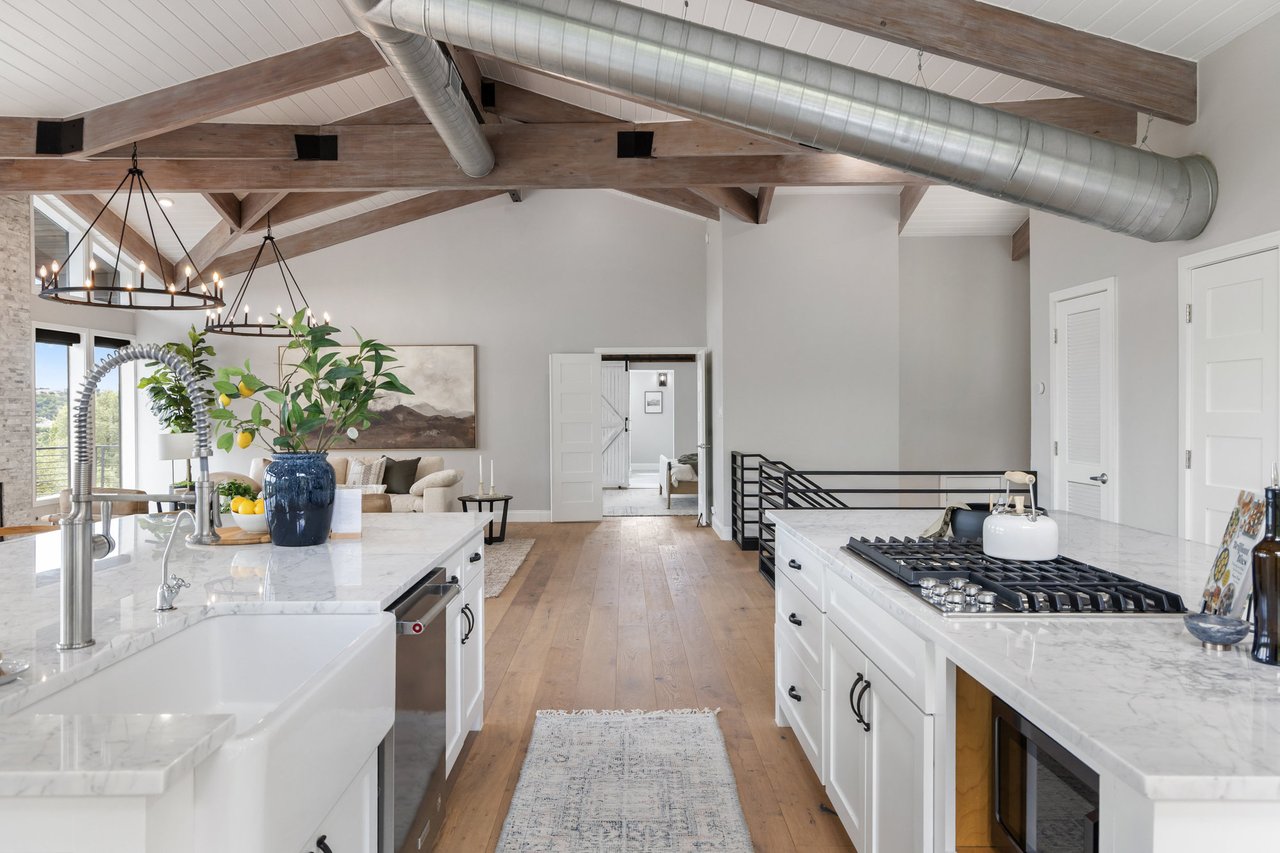 6905 Ladera Norte | Contemporary Northwest Hills Estate