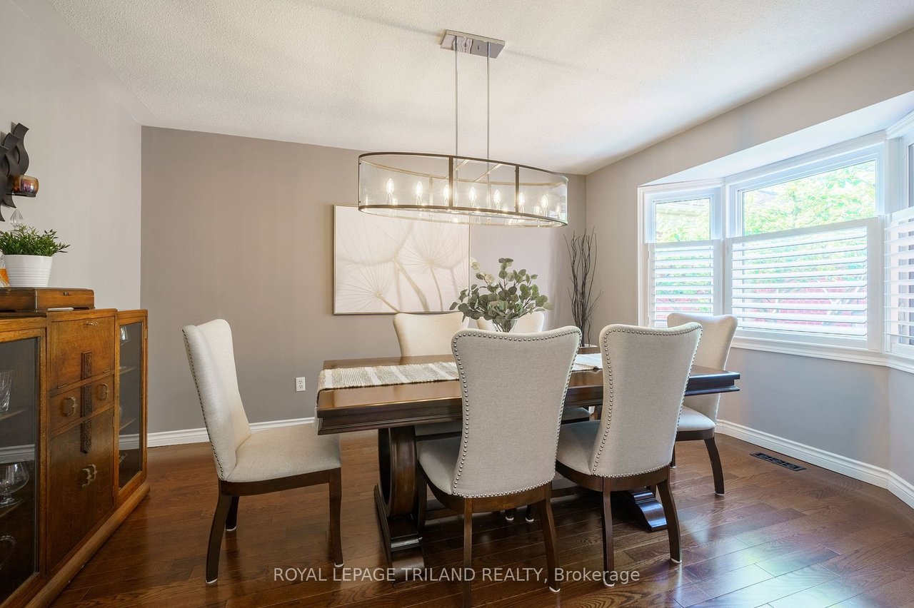 60 Rosecliffe Cres 12