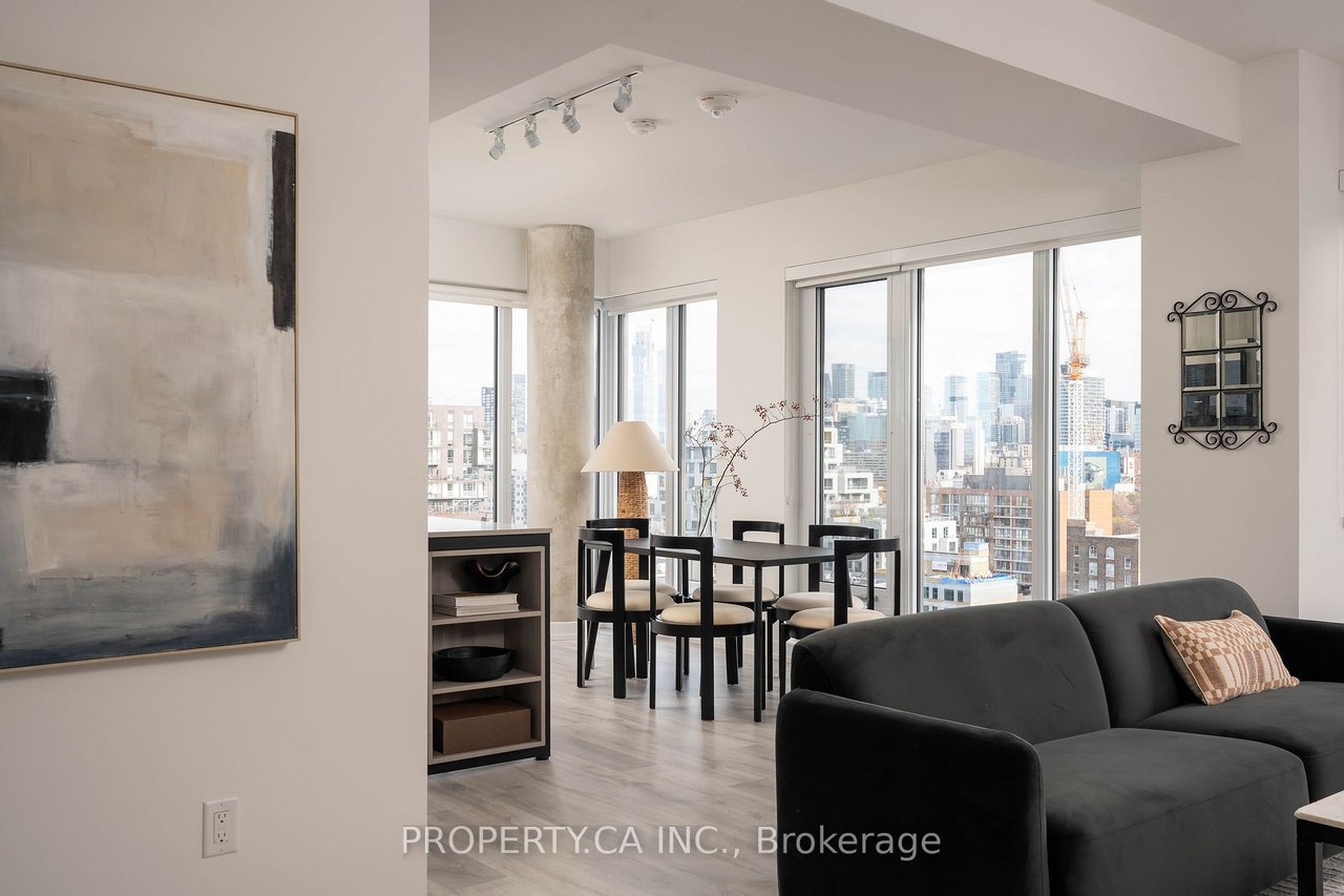 LUXURY LIVING AT RUSH CONDOS 