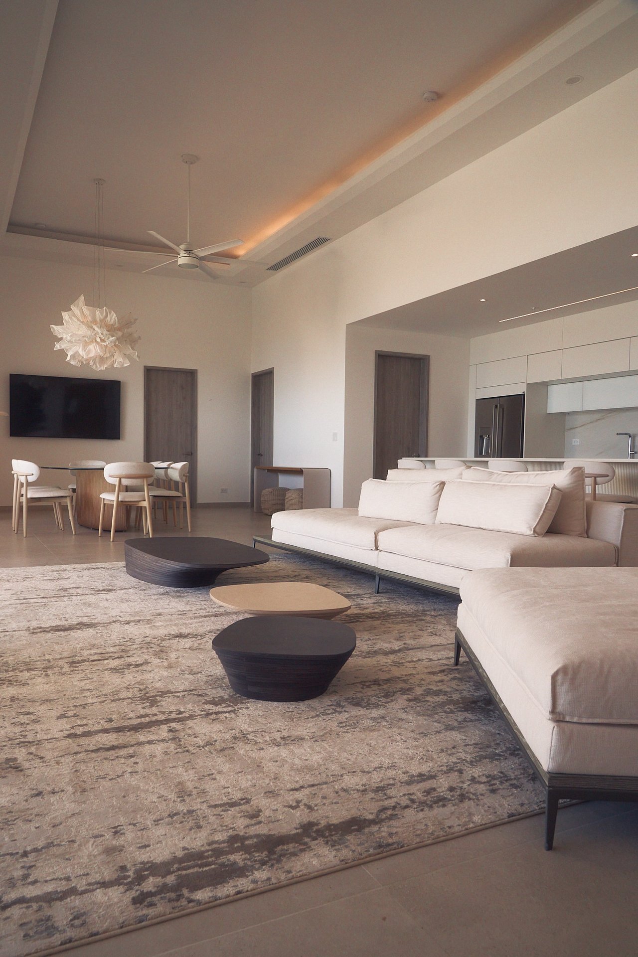 Residencia La Vista Tower C – Penthouse 701 | Elevated Ocean-View Living in Playa Tamarindo