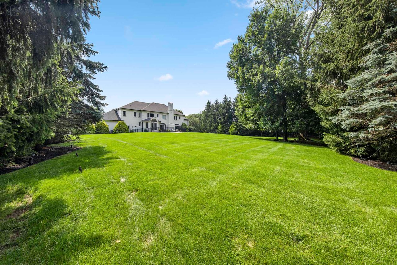85 Sherwood Rd
