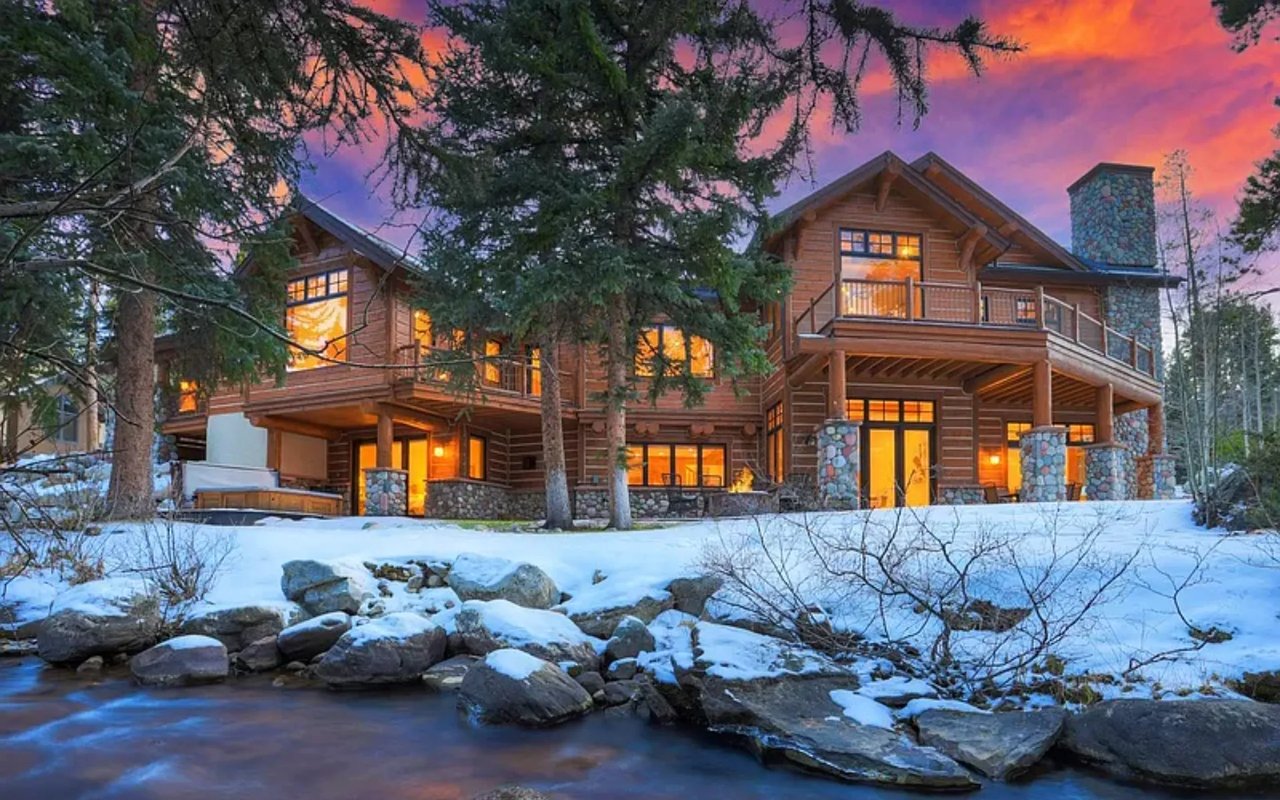 31 Riverwood Dr
