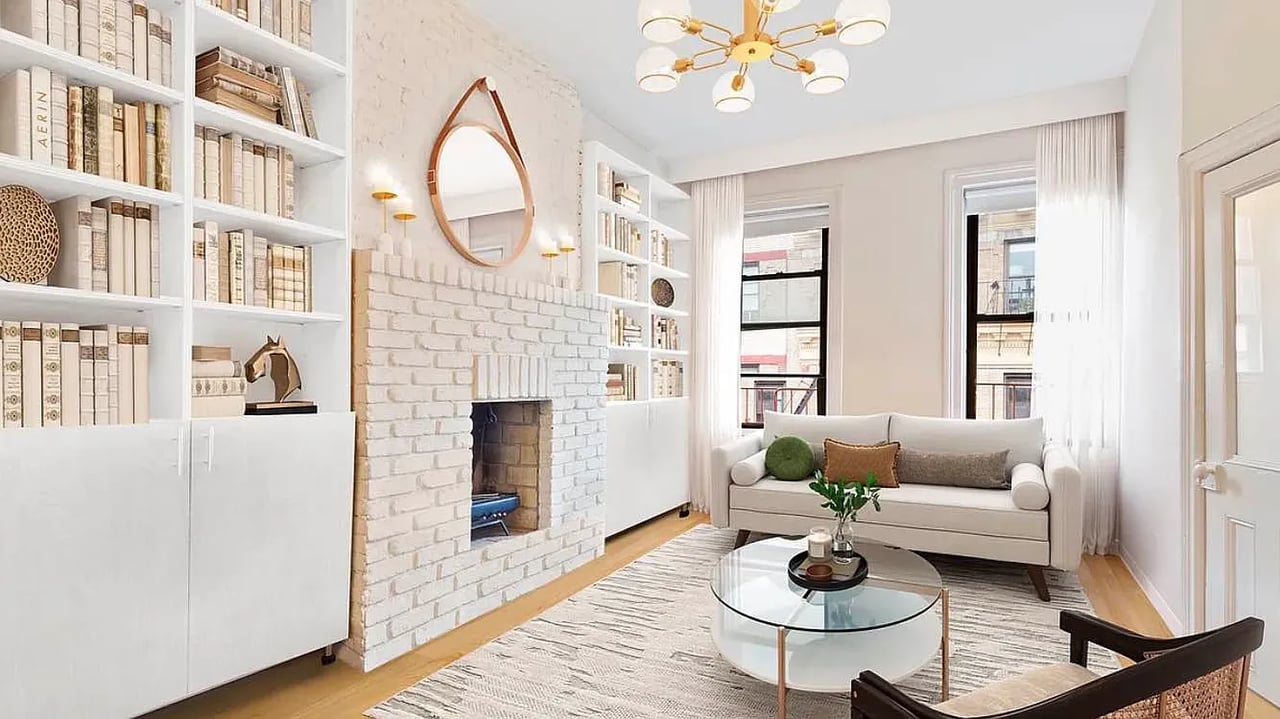 24 Cornelia Street Unit: 19