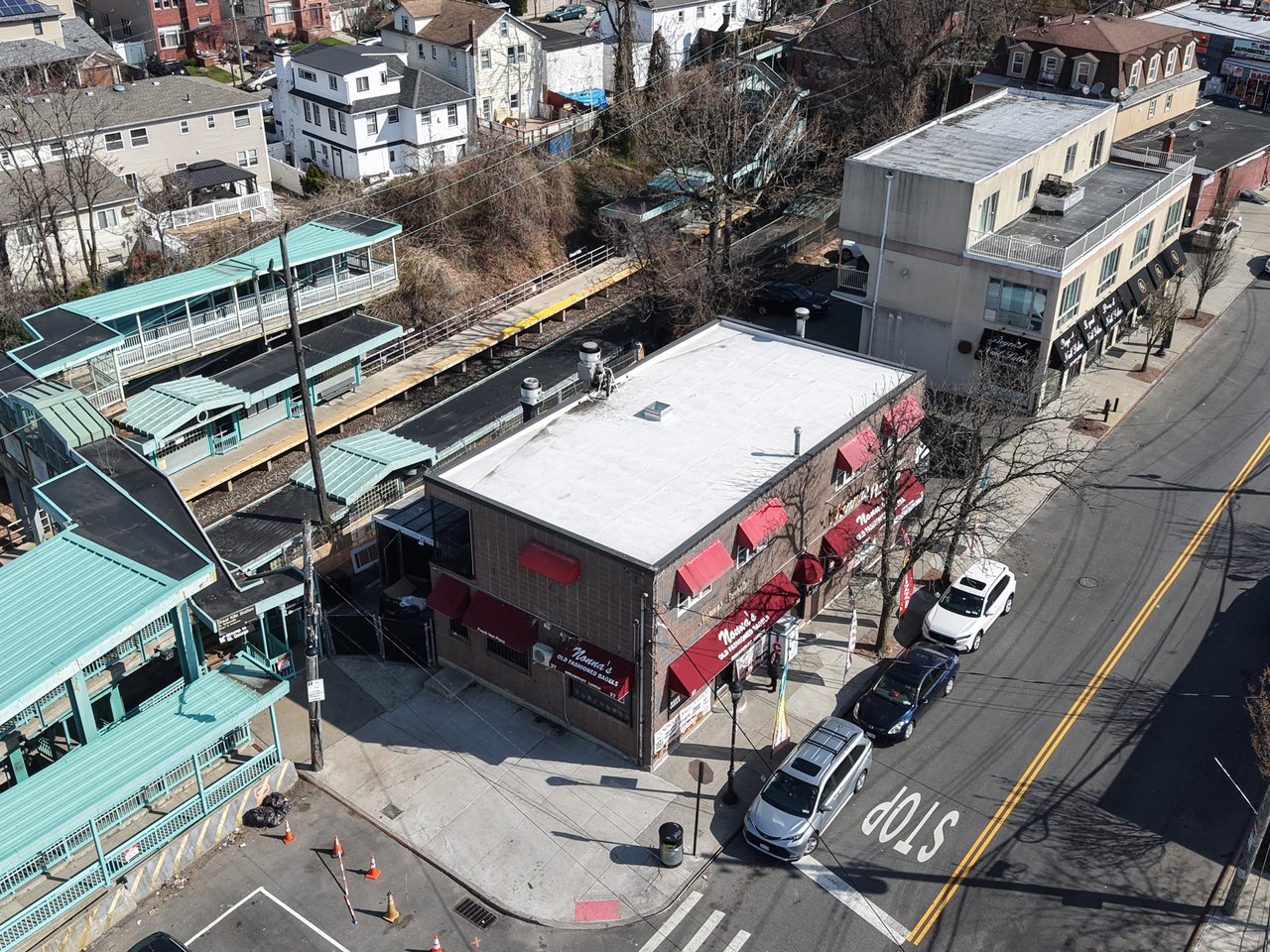 27 Brower Ct Staten Island, NY 10308