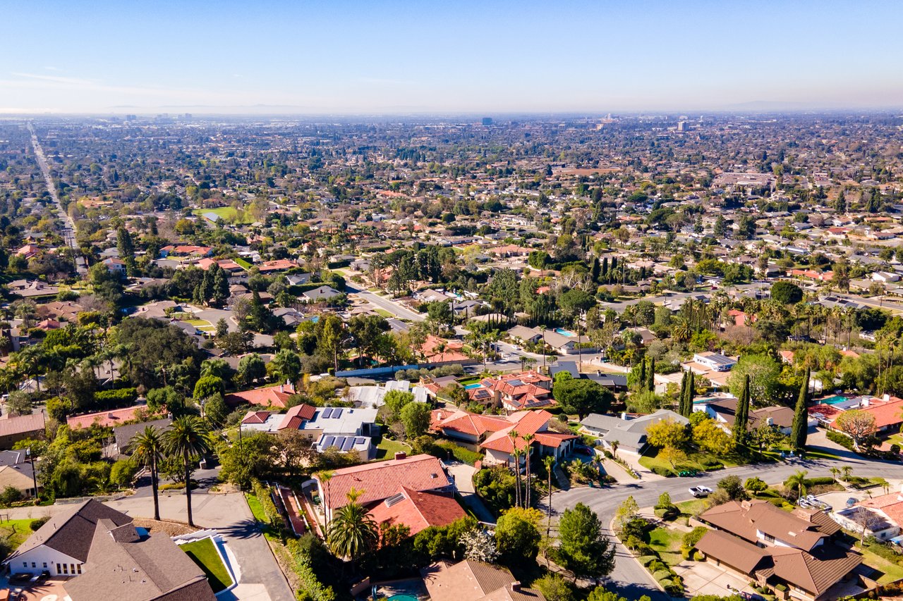 11392 Orangeview Road