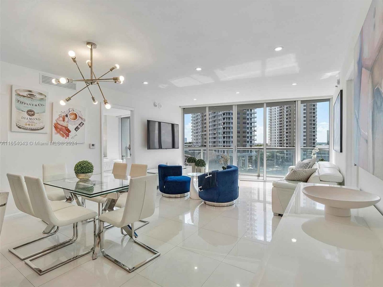 495 Brickell Ave Unit BAY707