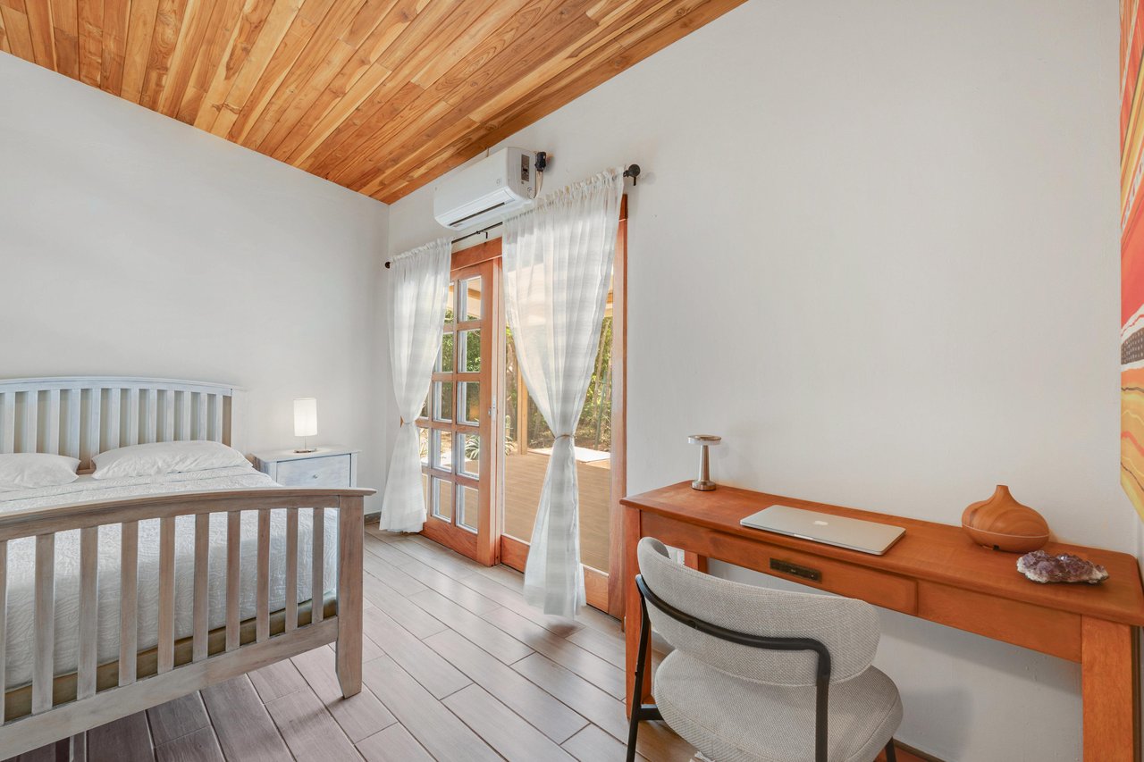Multi-Home Property | Versatile Estate Near Playa Avellanas