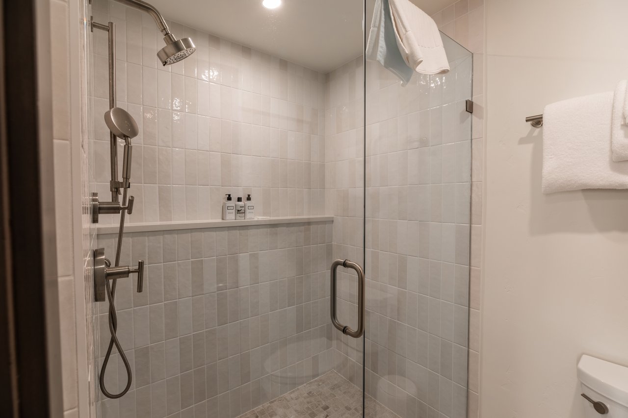 The Lodge at Vail Condominiums #406