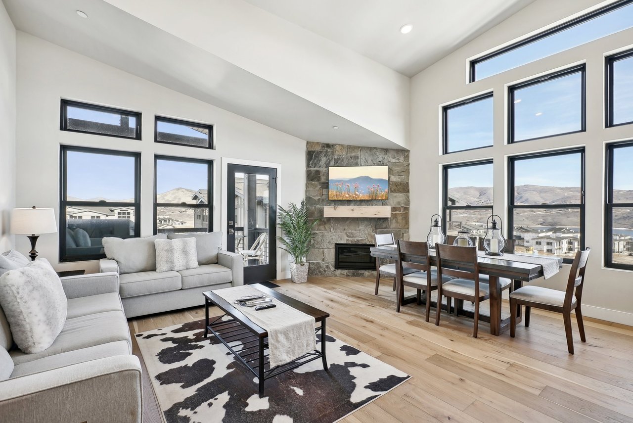 1145 W Helling Circle #304