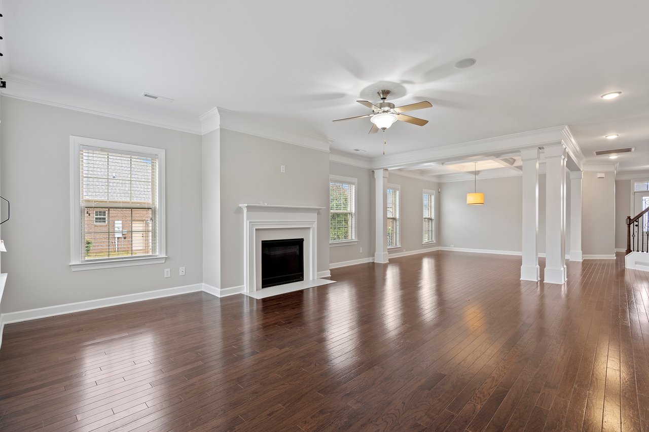 Spacious 5-Bedroom Luxury Retreat