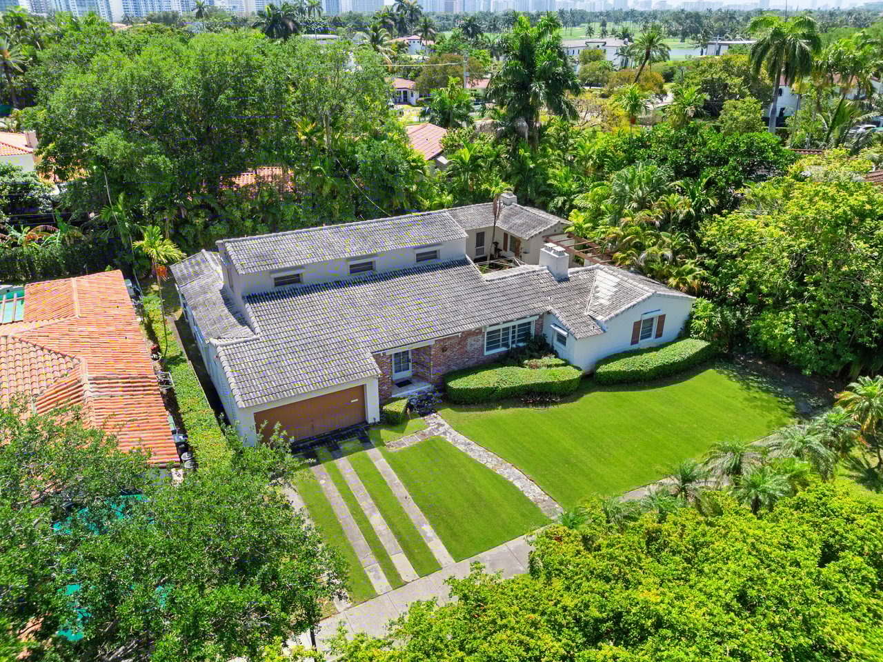 6371 N Bay Road