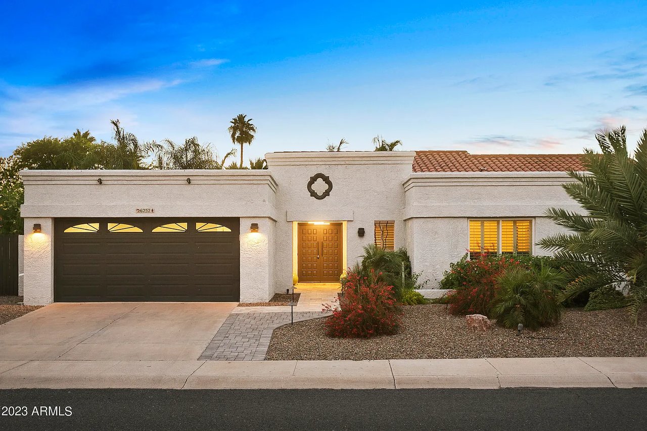 6252 E BEVERLY Lane, Scottsdale